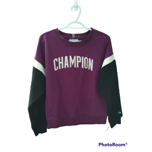 Champion Womens Sherpa Sleeve Crew Neck Sweatshirt Logo Purple Size Small NWT - Picture 1 of 8